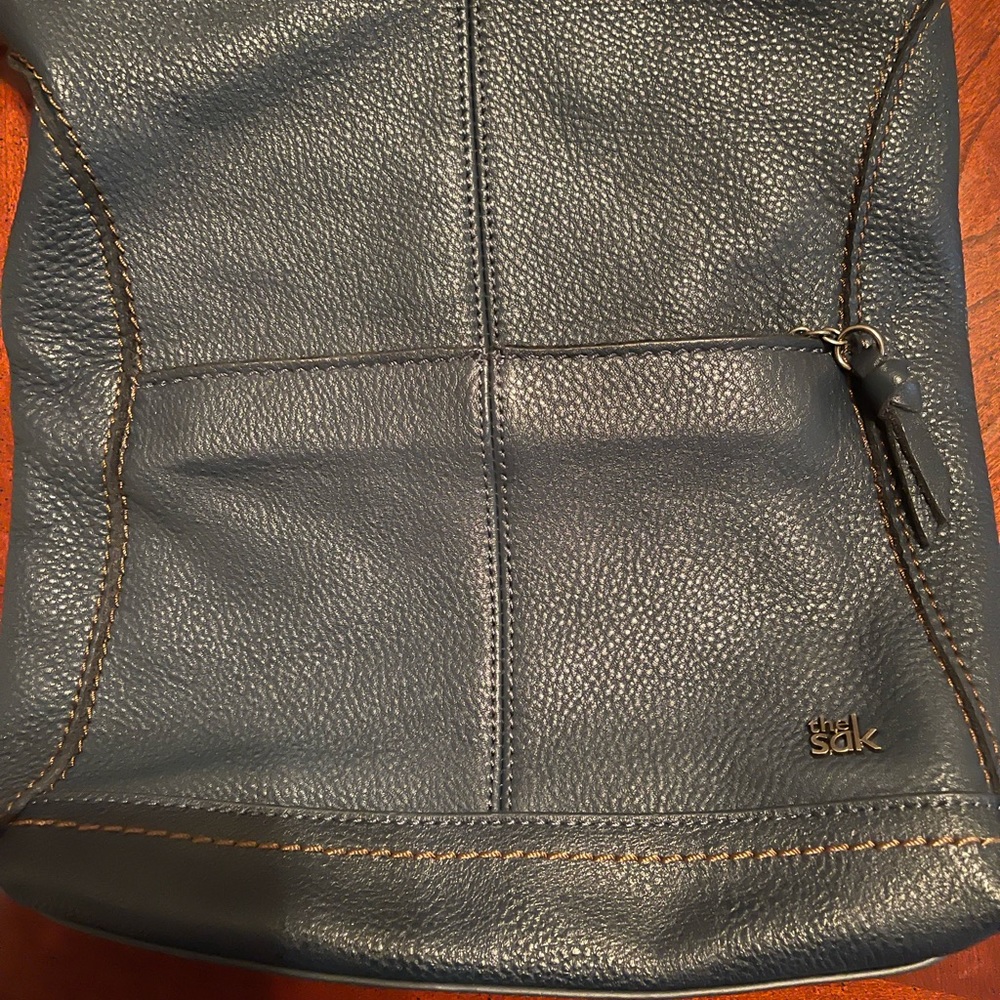 The Sak Navy Leather Shoulder Handbag - Picture 2 of 6